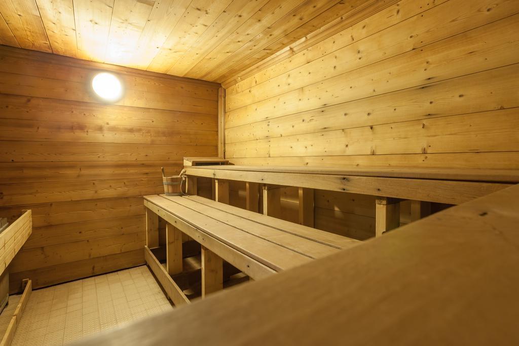 Residence & Spa Les Chalets De Solaise วาลดีแซร์ ภายนอก รูปภาพ
