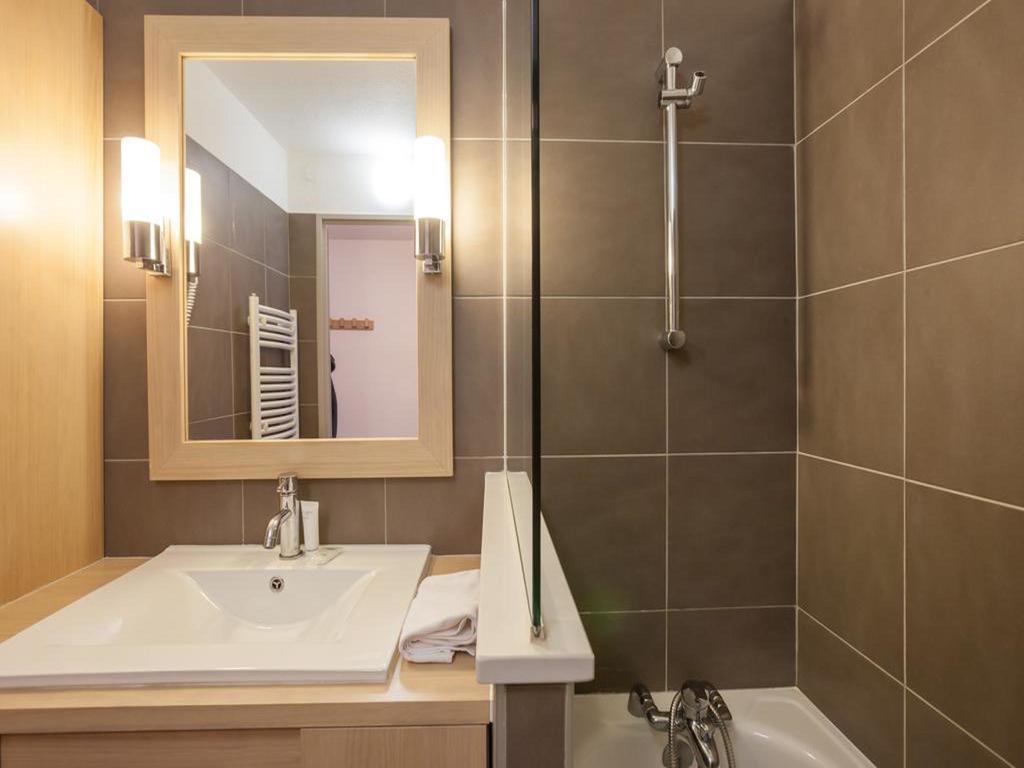 Residence & Spa Les Chalets De Solaise วาลดีแซร์ ภายนอก รูปภาพ